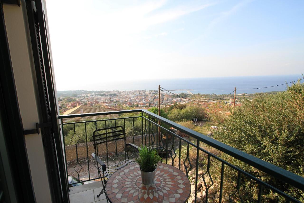 Kiparissia Castle & Sea View Villa Kyparissía Eksteriør bilde