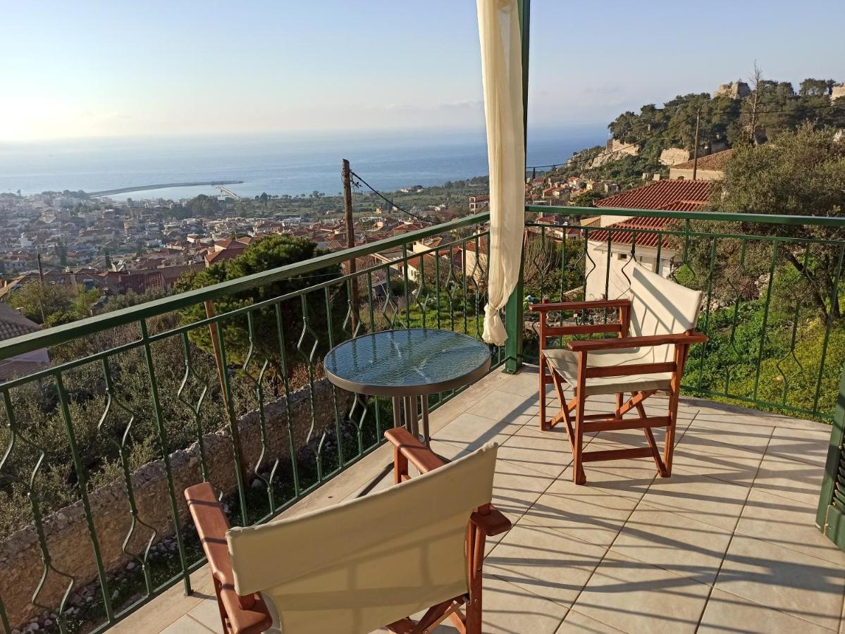Kiparissia Castle & Sea View Villa Kyparissía Eksteriør bilde